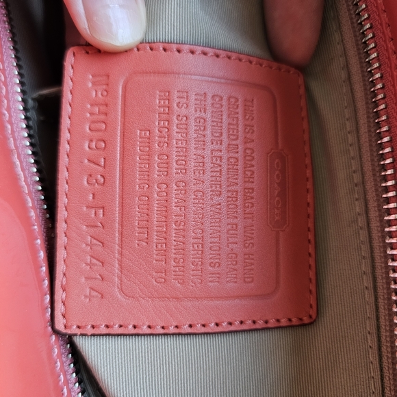 Coach Coral Peach Patent leather Coach Tote Handbag Purse - Picture 8 of 13